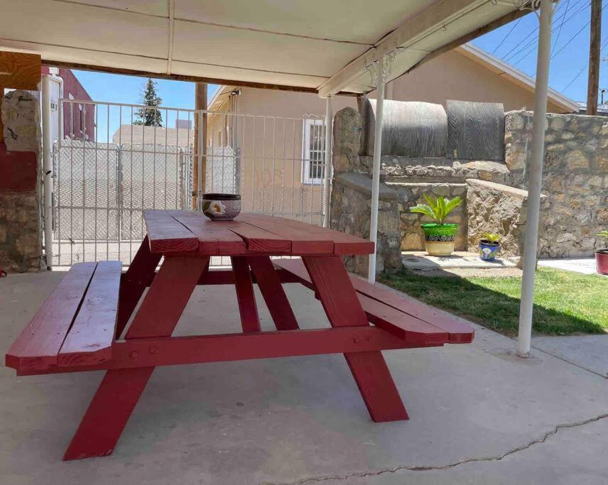 Comfortable Suite With Private Entrance & Private Bathroom El Paso Exterior photo